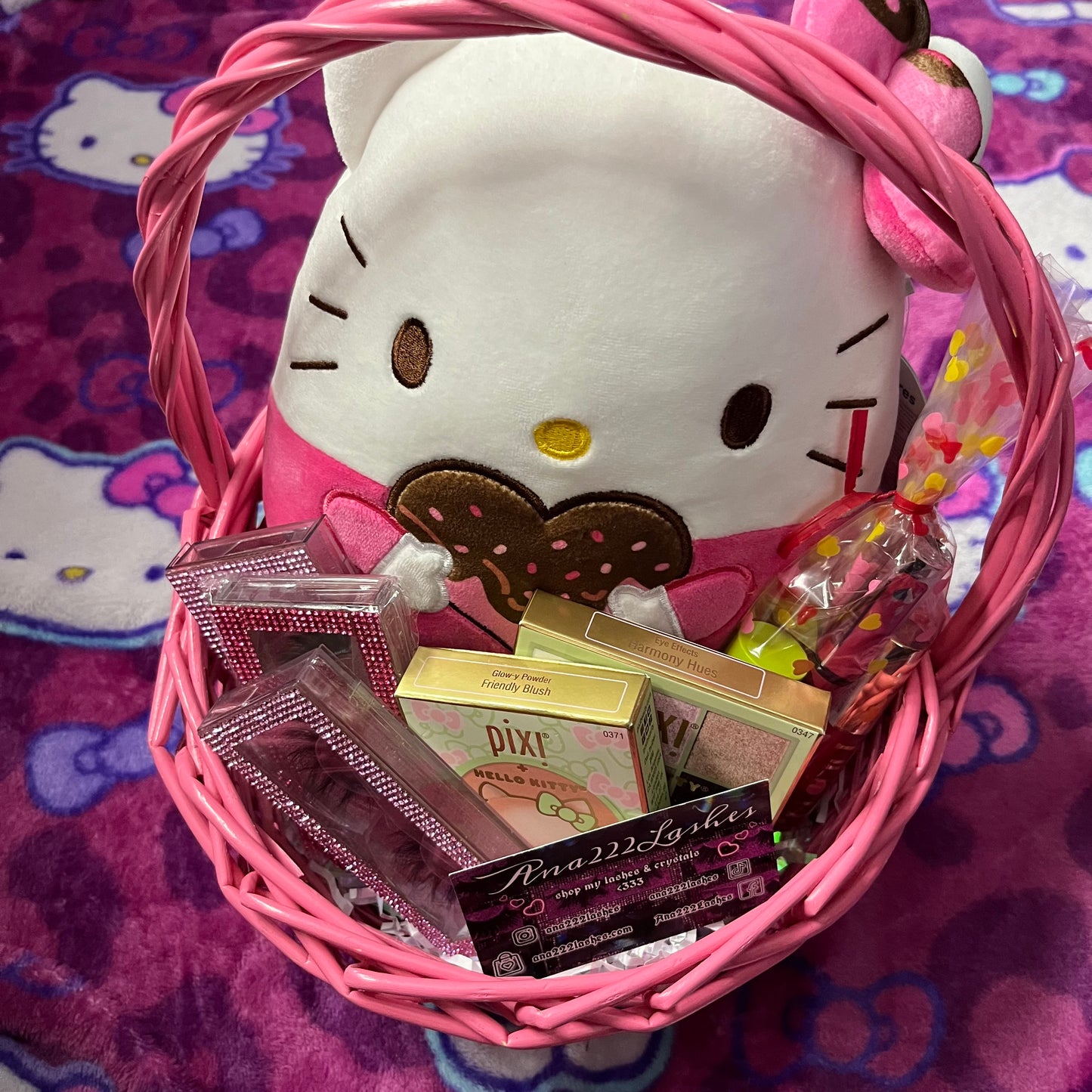 Hello Kitty Pink Basket💘